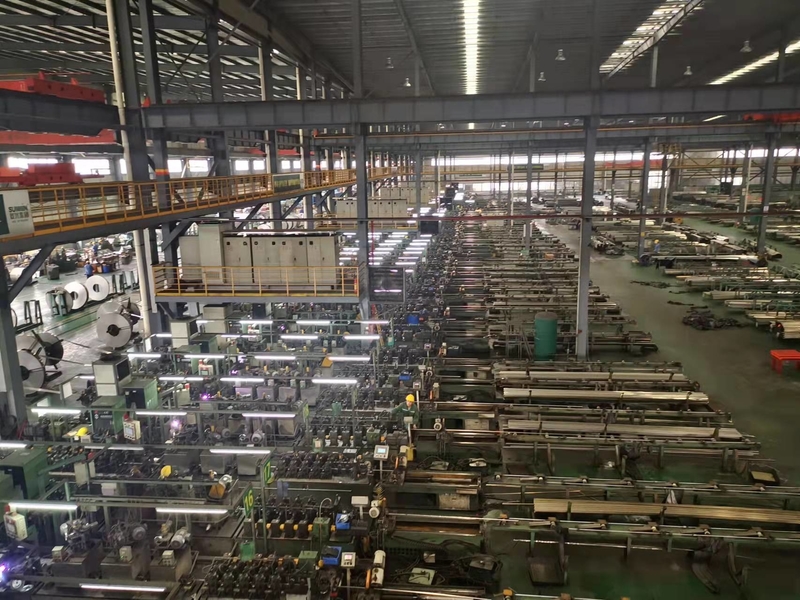 Wuxi Hai Lang Metal Product Co.,Ltd línea de producción del fabricante
