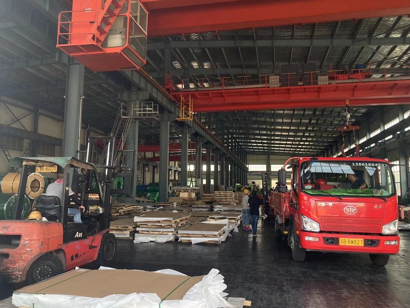 Wuxi Hai Lang Metal Product Co.,Ltd línea de producción del fabricante
